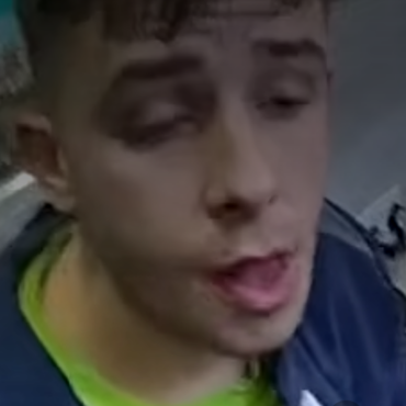 Luxury watch thief caught wearing neon T-shirt in chip shop jailed