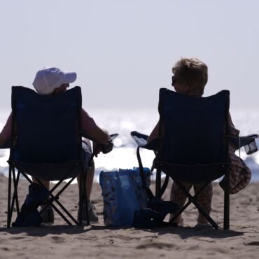 After warmest day of the year so far, Met Office warns of ‘cold plunge’