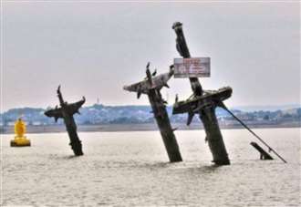 Bomb ship’s masts to be cut down as £9.5m contract set to be awarded
