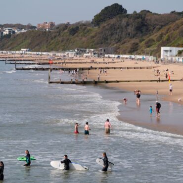 UK temperatures to reach 26C – before cooler weather arrives