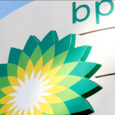Oil giant BP announces huge rise in profits in first results since Iran war