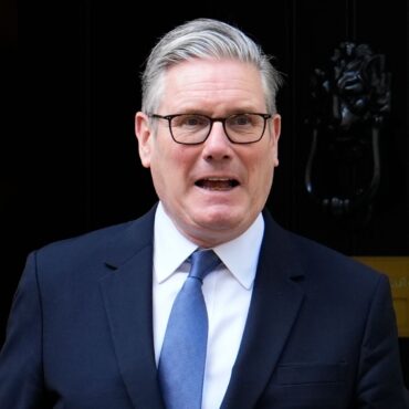 Starmer stands by sacking of senior civil servant – and signals intention to fight on