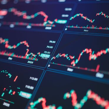 UK government borrowing costs spike to decades-long high
