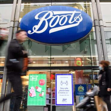 Teenager spared jail after £100,000 shoplifting spree
