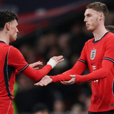 Foden and Palmer set to miss out on England World Cup squad