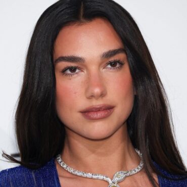 Dua Lipa sues Samsung for m