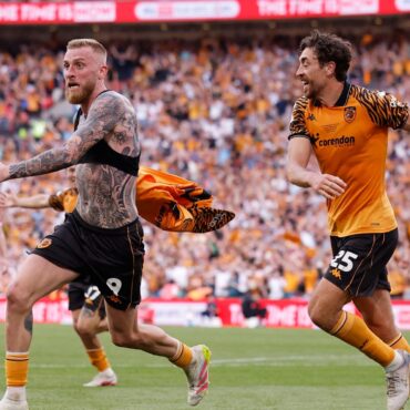 Hull promoted to Premier League after dramatic stoppage-time winner