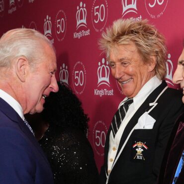 ‘You put that little ratbag in his place,’ Rod Stewart tells King