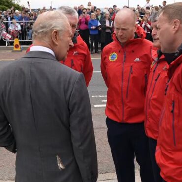 King left with seagull droppings on suit during visit to Northern Ireland
