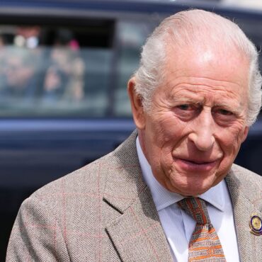 Radio station apologises after accidentally announcing King’s death