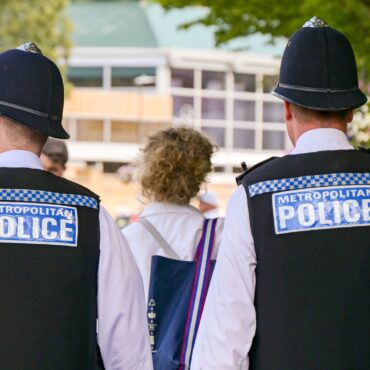 ‘Common practice’ for police to photograph dead bodies on personal phones
