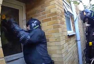 Dramatic moment police raid home linked to suspected drug dealing