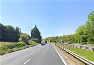 Dual carriageway blocked after multi-vehicle crash