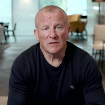 Banned fund manager Neil Woodford facing City watchdog injunction