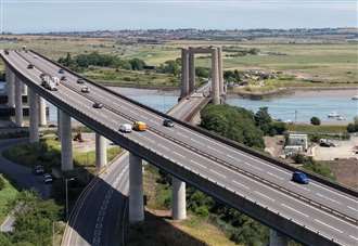 Several failures led to travel chaos after crossing closed due to fault