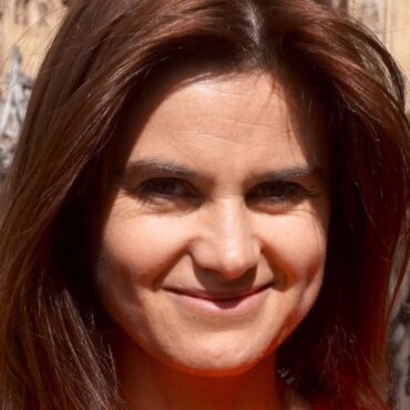 Jo Cox’s sister warns against people being pushed ‘towards the extremes’