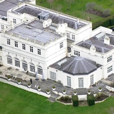 Which royals rent their homes and how much do they pay?