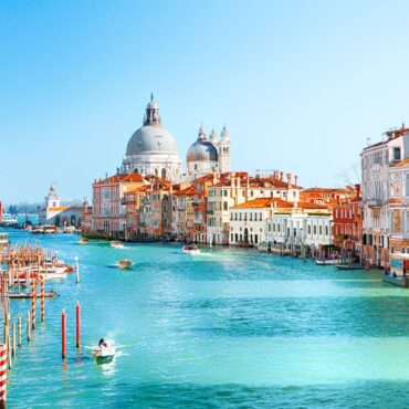 British tourist died after falling into Venice canal, inquest hears