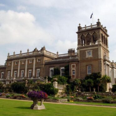 Counter terror police investigating threat to Islamic event charge man with weapons offences