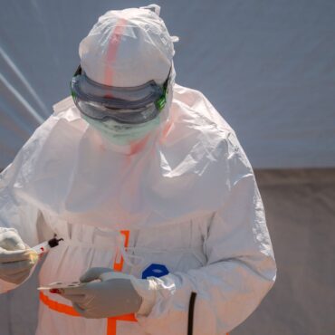 UK resident in hospital after ‘potential exposure to Ebola’