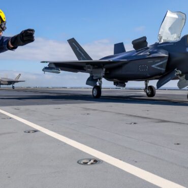 Russian spy plane dropped sonar trackers in path of Royal Navy aircraft carrier
