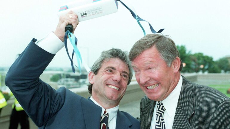 Sir Alex Ferguson pays tribute to former rival Kevin Keegan