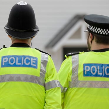 Police chiefs back plans to cut number of forces