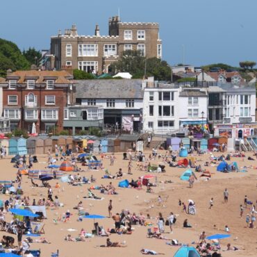Heatwave showing no sign of ending as 1976 record broken