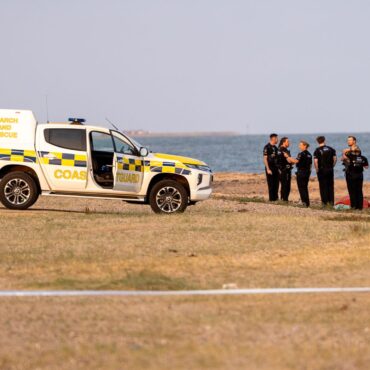 Teenage girl and mother who drowned at Essex beach named