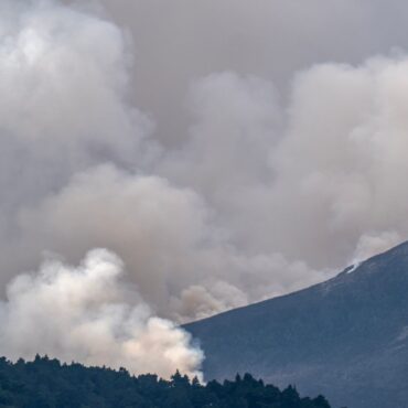 Cairngorms wildfire declared major incident as hundreds of villagers evacuated