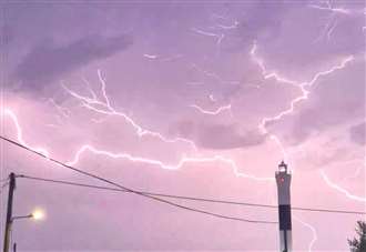 Flash flooding alert as thunderstorm warning issued for Kent