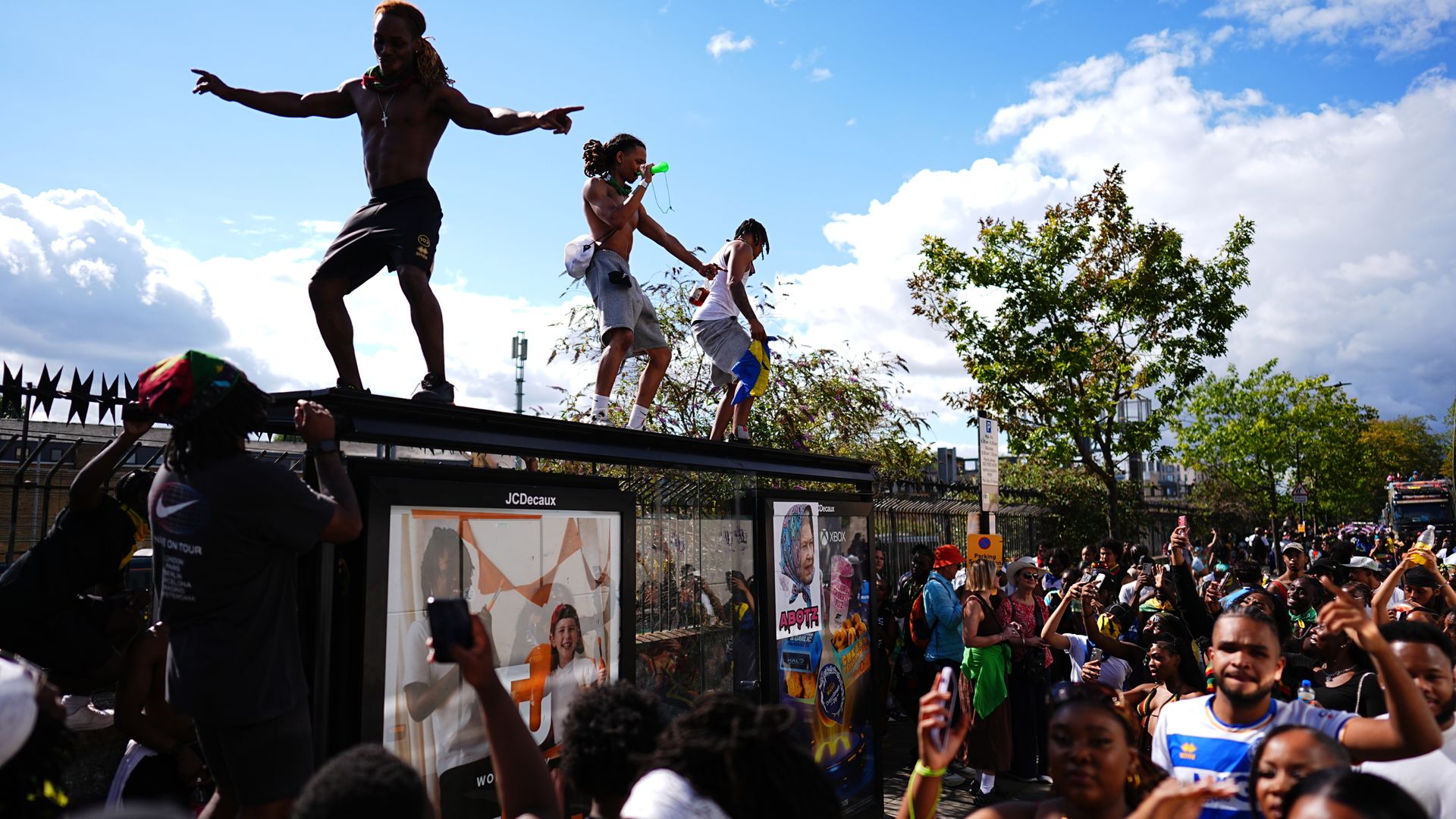 Notting Hill Carnival continues with thousands in the streets