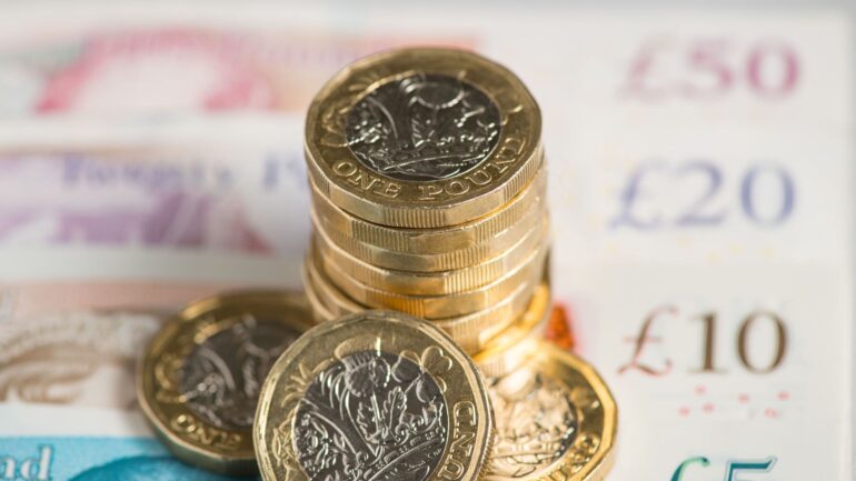 UK growth slows but economy resilient despite Iran war