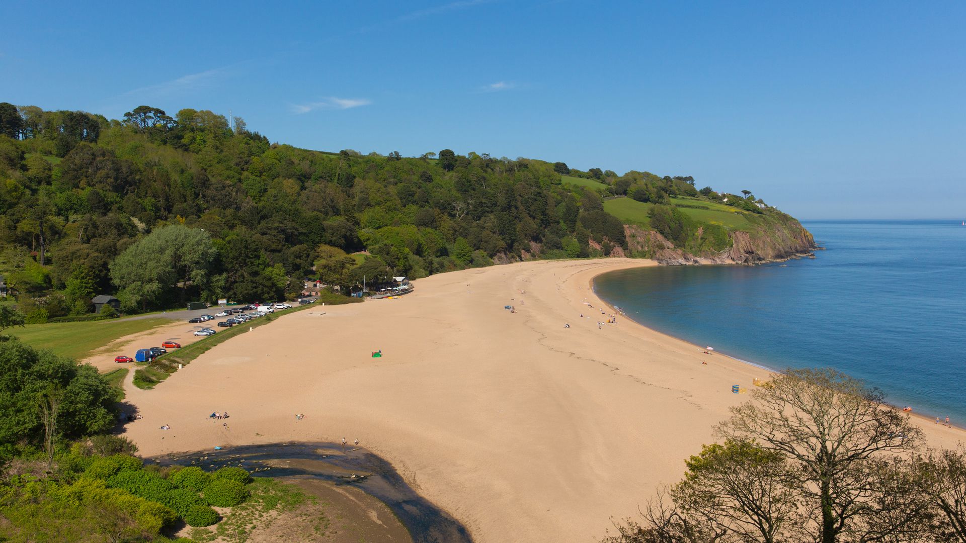 Man dies after getting into difficulty swimming off Devon coast