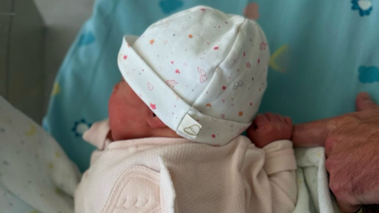 Princess Eugenie gives birth to her first daughter