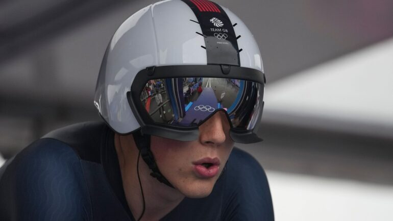 British cyclist to compete just days after brother’s crash death