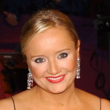 The Office star reveals she has ‘incurable’ stage four breast cancer