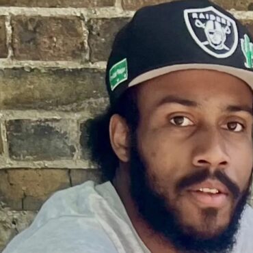 Bus driver shot dead outside London pub named by police