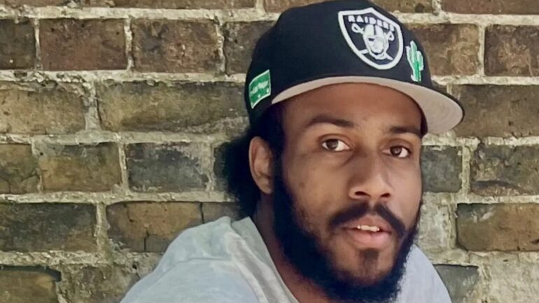 Bus driver shot dead outside London pub named by police