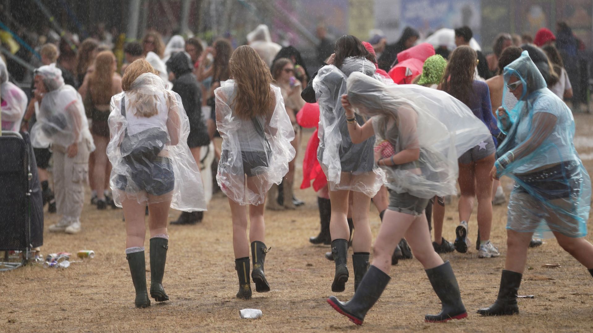 Festivalgoers face more wet weather as Met Office issues new weather warning