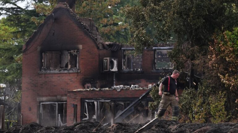 Two fires which destroyed 19 homes in Stourbridge were started accidentally
