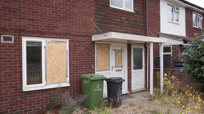 Police drop charge against man accused of leaking addresses of asylum seekers