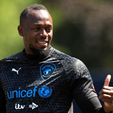 Usain Bolt set to play Sunday league football