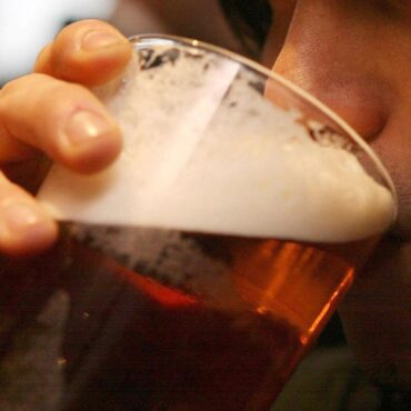 Pubs and shops can now accept digital ID to buy alcohol