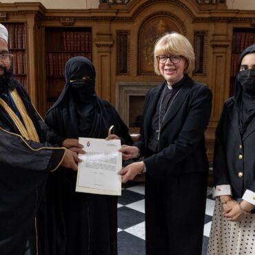 Archbishop of Canterbury revokes award given to cleric who praised Bin Laden