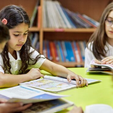 UK teenagers ahead in science, maths and reading