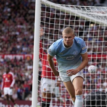 Goal that led to Man Utd’s derby defeat by City was VAR ‘error’, referees admit
