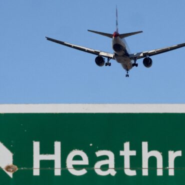 Heathrow Airport’s third runway delayed for four years until 2039