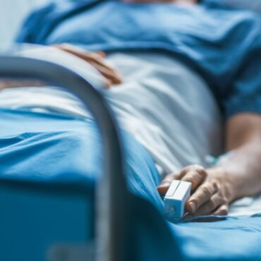 44C heat and fainting patients: Plea to avoid another ‘inhumane’ heatwave on NHS wards