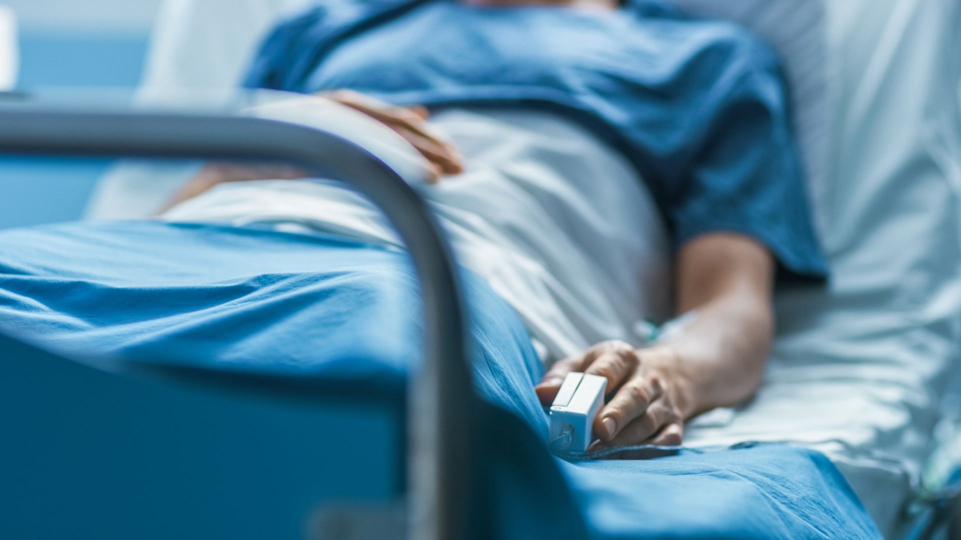 44C heat and fainting patients: Plea to avoid another ‘inhumane’ heatwave on NHS wards